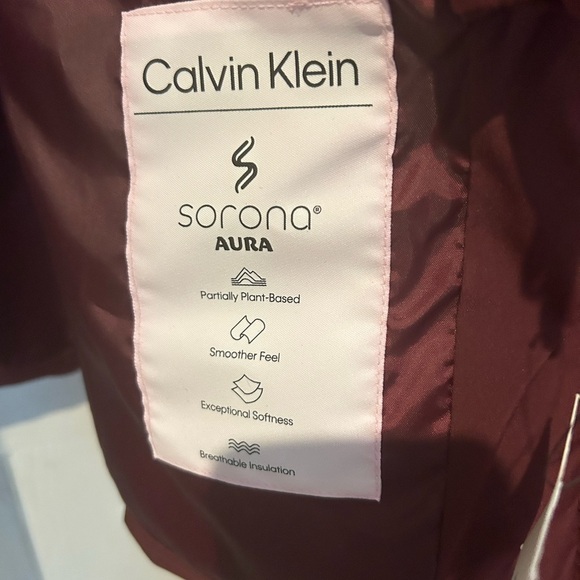 Calvin Klein NWT Burgundy Women’s Faux Fur-Lined Hooded Puffer Coat Size XS - Picture 6 of 12